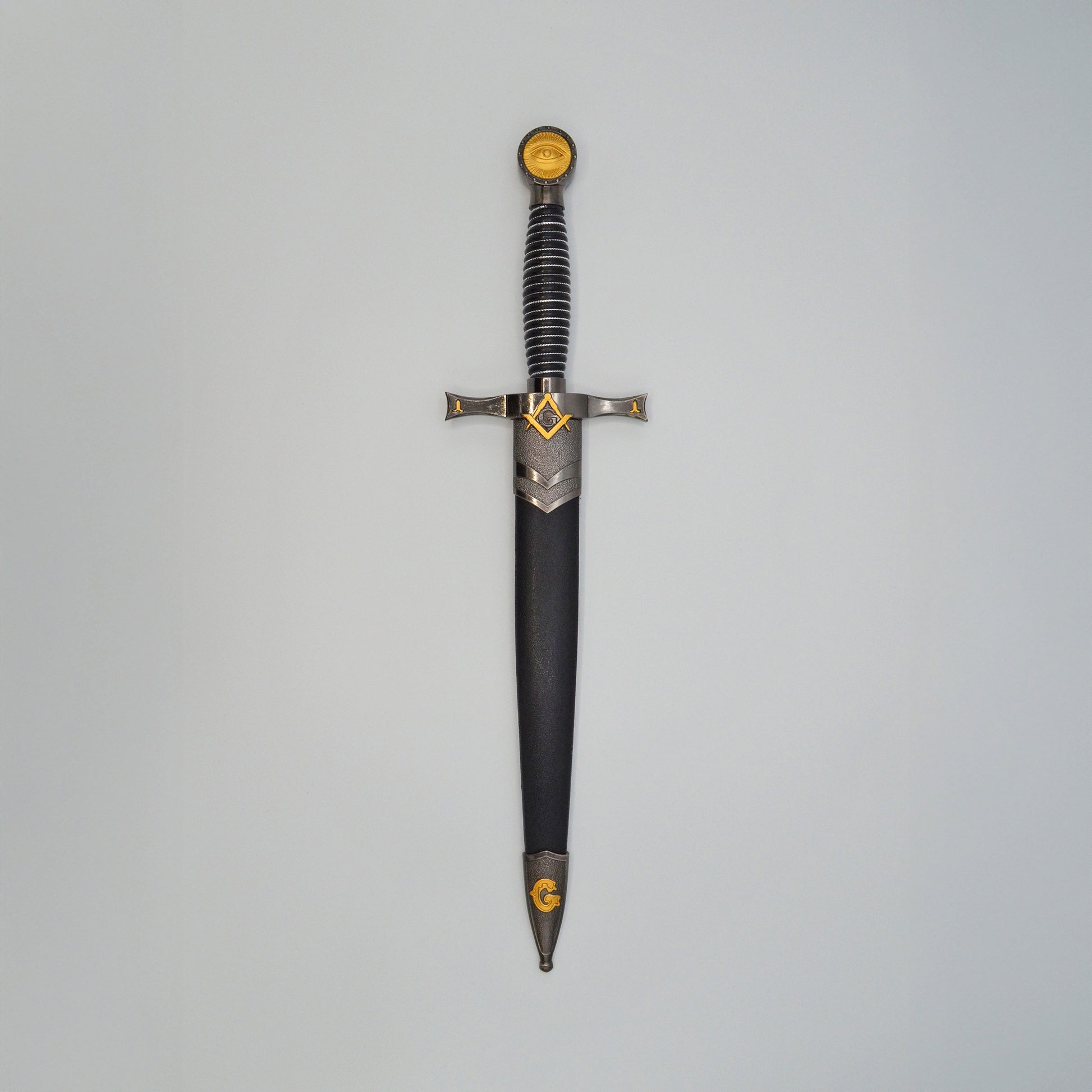 Dekodolch mit Freimaurerapplikationen, schlichtes Design, in passender schwarzer Scheide